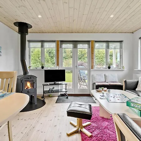 3 Bedroom Stunning In * Otterup
